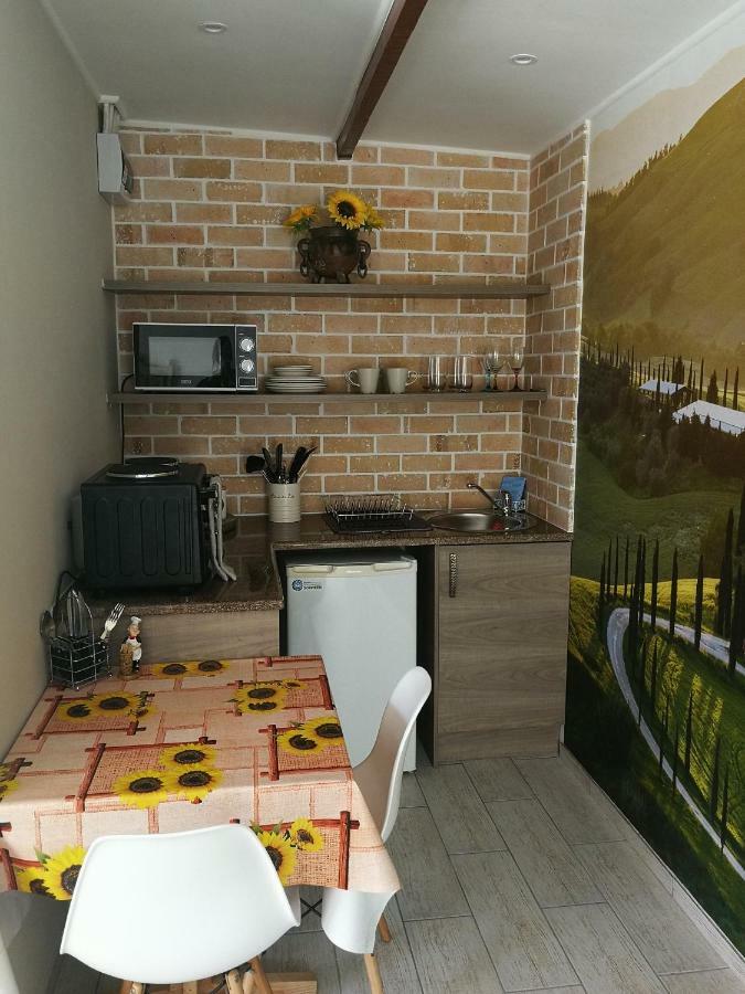 Posto Al Sole - Il Bacio Apartment Bellville Exterior photo