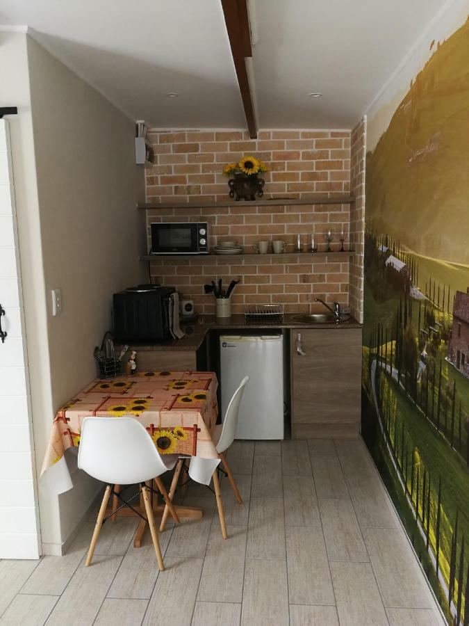 Posto Al Sole - Il Bacio Apartment Bellville Exterior photo